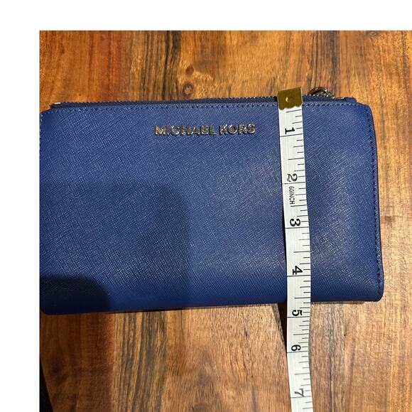 Michael Kors Jet Set Wristlet Travel Double Zip Phone Wallet Royal Blue Phone - Picture 4 of 14